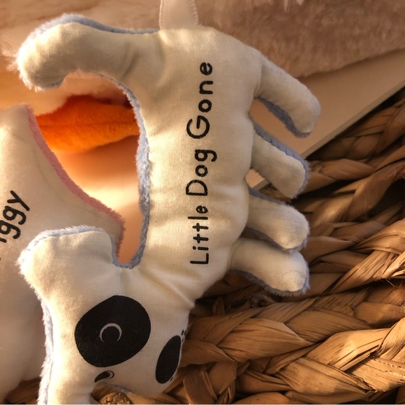 Nursery Verse Goose with 6 Baby Noisemaker Soft Toys North American Bear Co. EUC - Picture 11 of 16